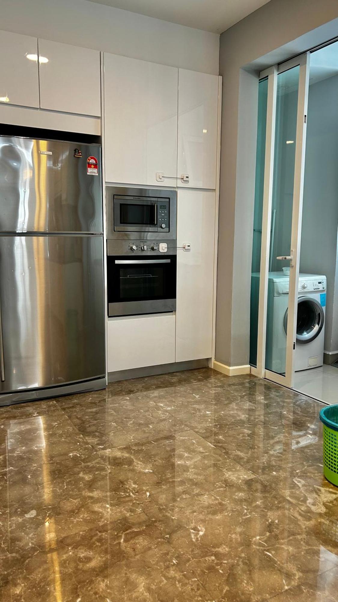 Luxury 3r2b Penthouse The Shore & Residences Apartment