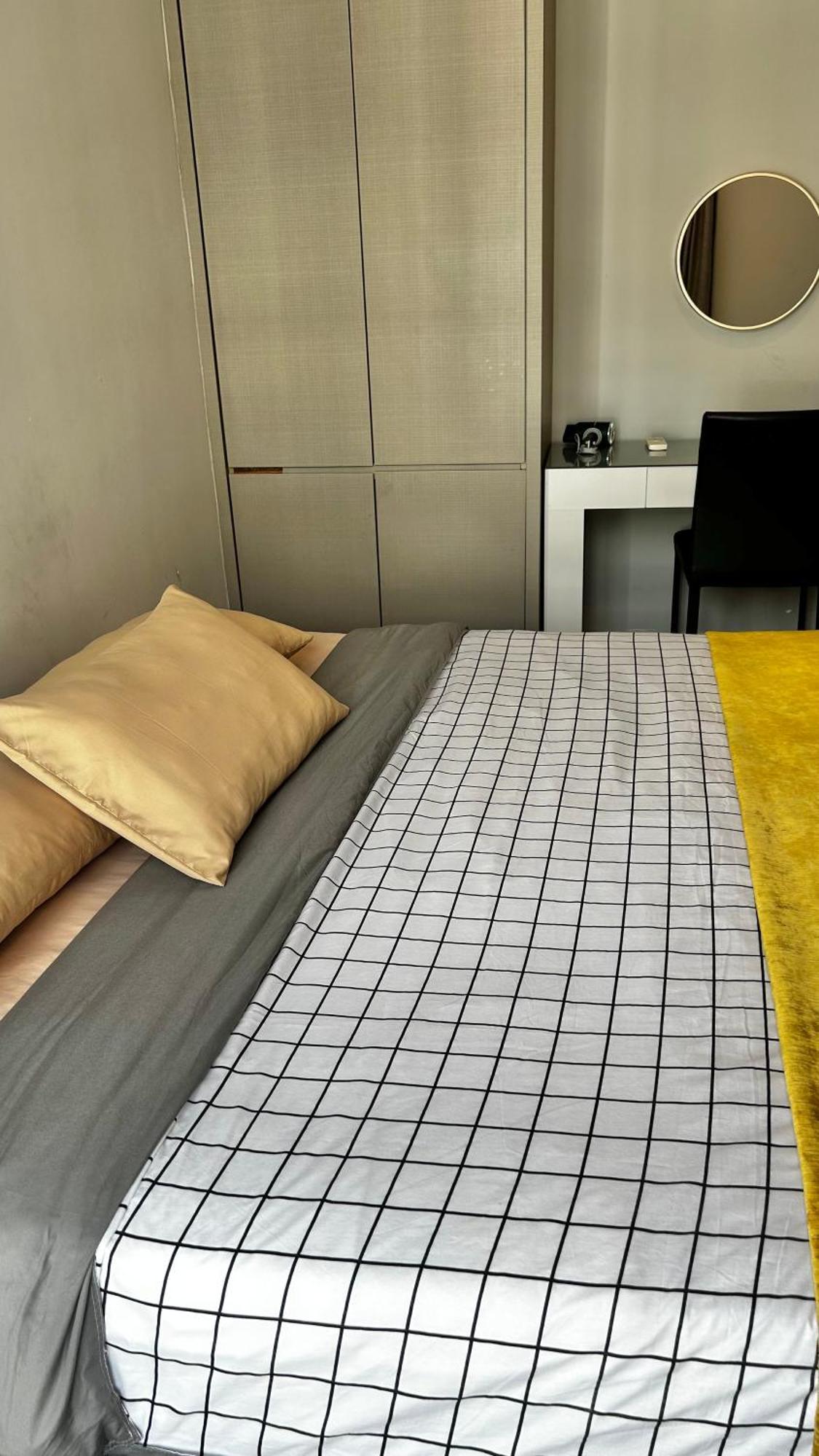 Apartment Luxury 3r2b Penthouse The Shore & Residences