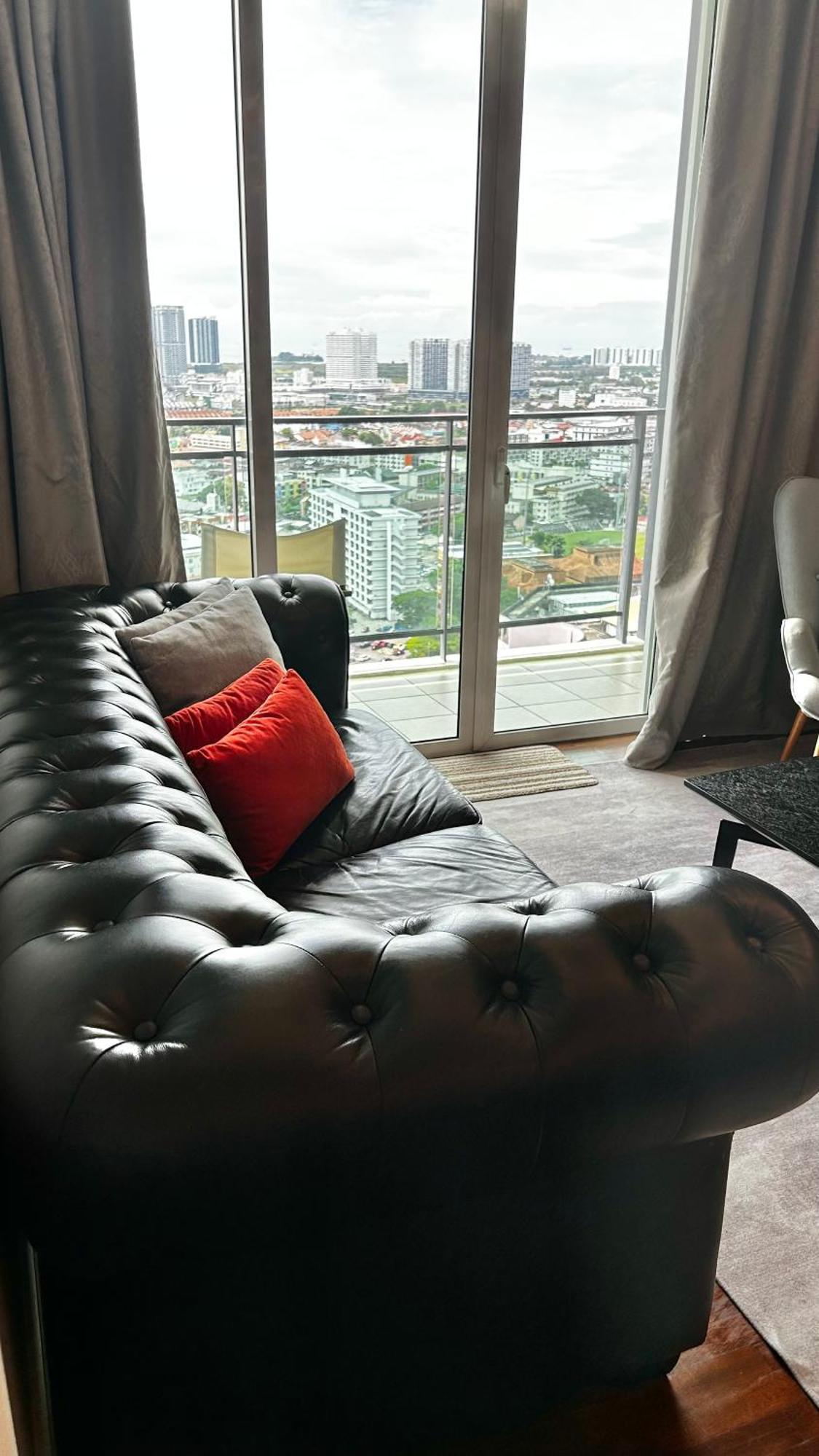 Luxury 3r2b Penthouse The Shore & Residences *