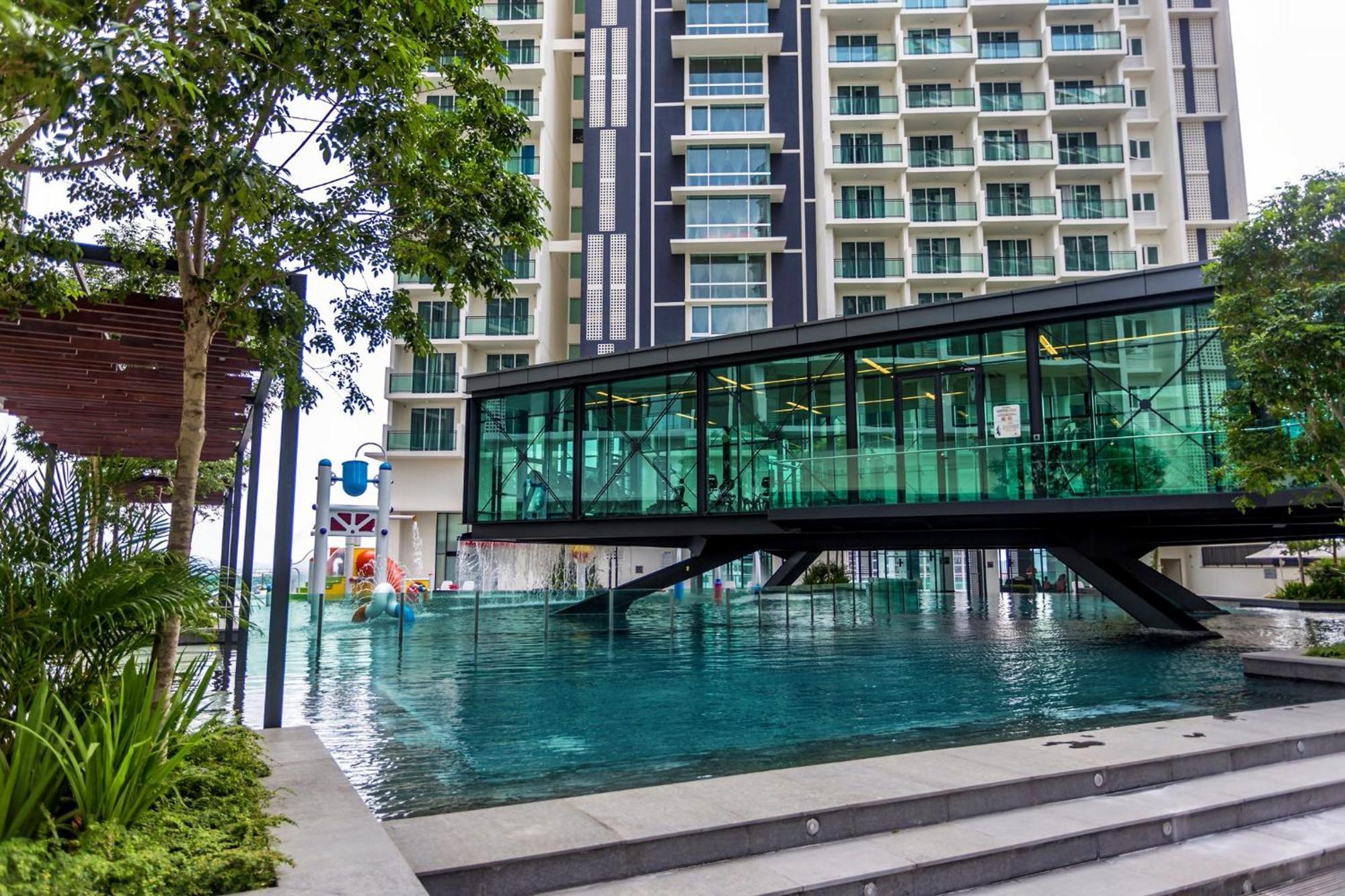 Luxury 3r2b Penthouse The Shore & Residences
