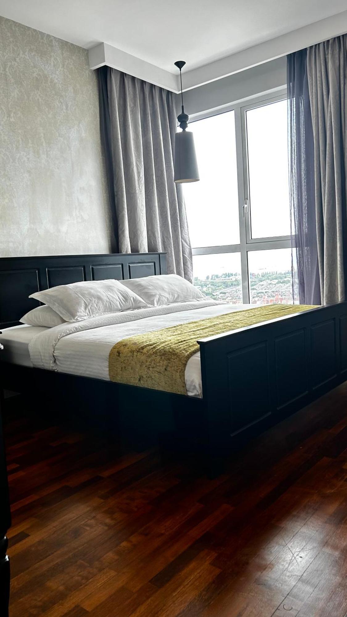 Luxury 3r2b Penthouse The Shore & Residences Malacca