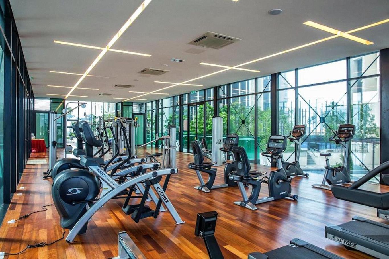 Apartment Luxury 3r2b Penthouse The Shore & Residences